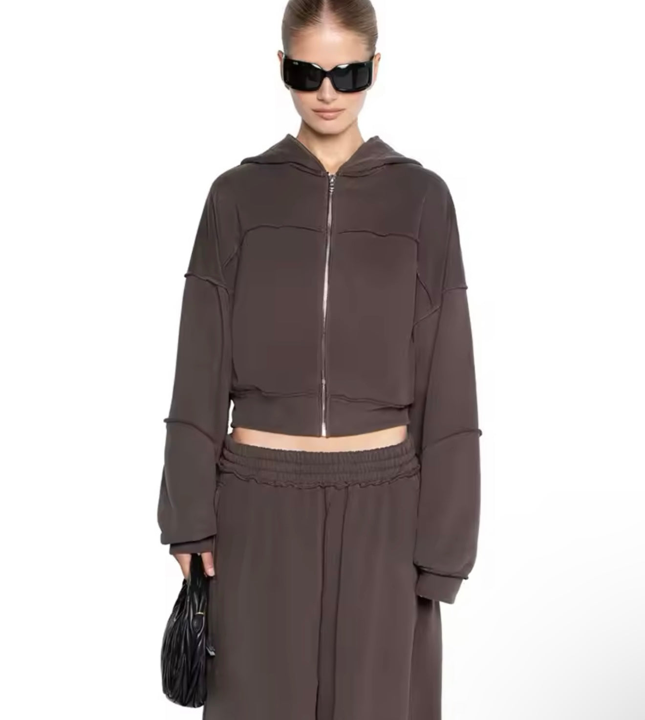 DECONSTRUCTION TRACSUIT