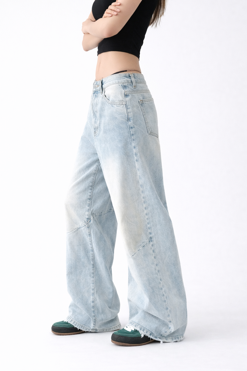 WIDE LEG FADED DENIM JEANS