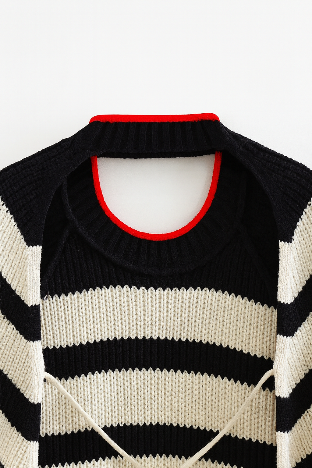 STRIPED CROPPED KNIT SWEATER