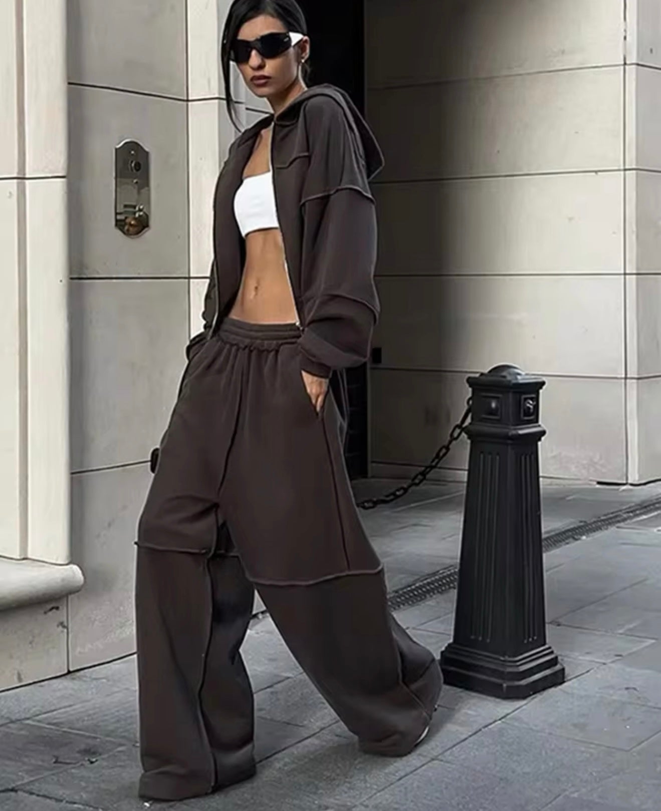 DECONSTRUCTION TRACSUIT