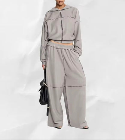 DECONSTRUCTION TRACSUIT